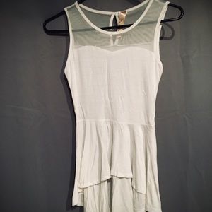 White free flowing layered tunic